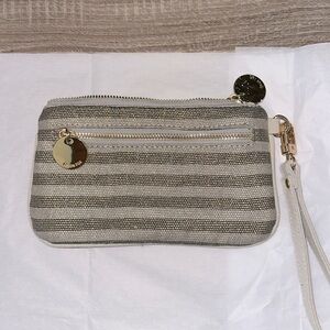 Deux Lux wristlet